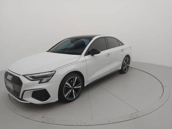 AUDI A3 2.0 40 TFSI MHEV SEDAN PERFORMANCE BLACK S-TRONIC AUDI A3 2.0 40 TFSI MHEV SEDAN PERFORMANCE BLACK S-TRONIC